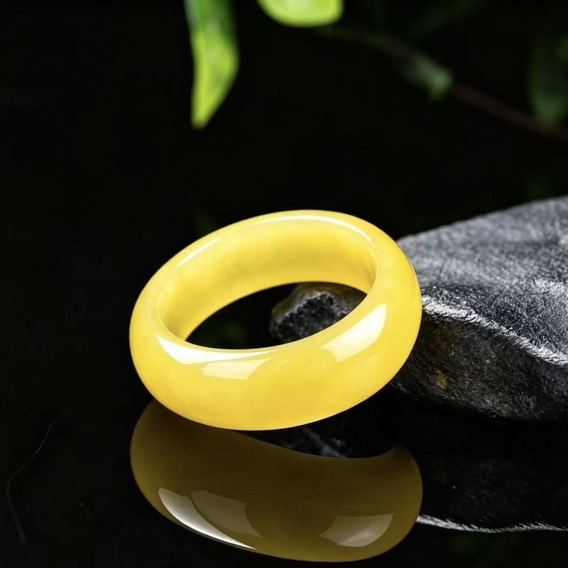 Jewelry & Watches Spółka Z Ograniczoną Odpowiedzialnością - Настоящее кольцо из жадеита класса А