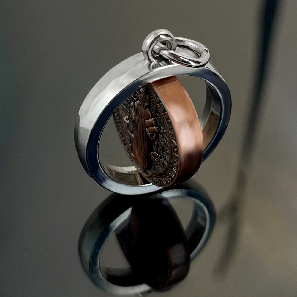 Новое ожерелье с медалью Свято – обзор и цена The Jewelry & Watches
